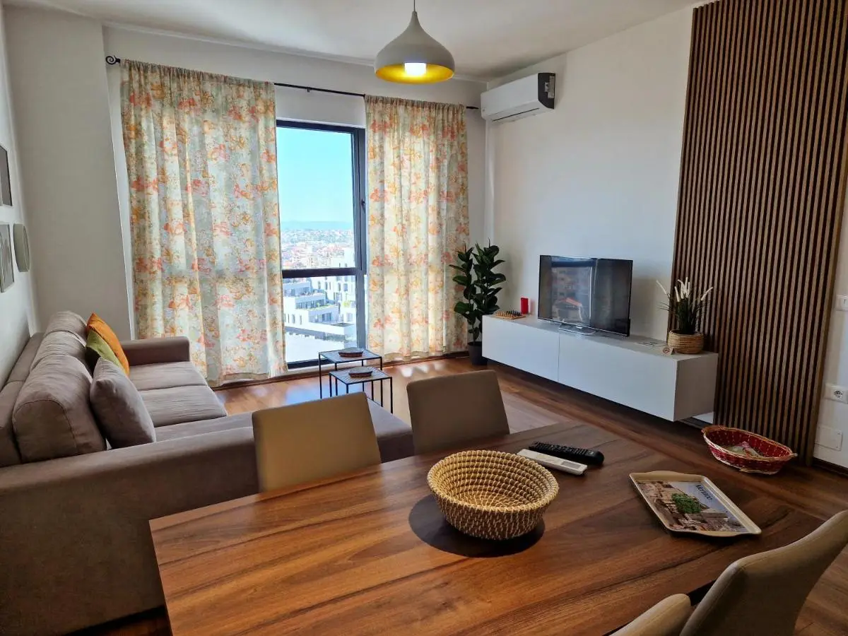 Red & White Palace Apartment