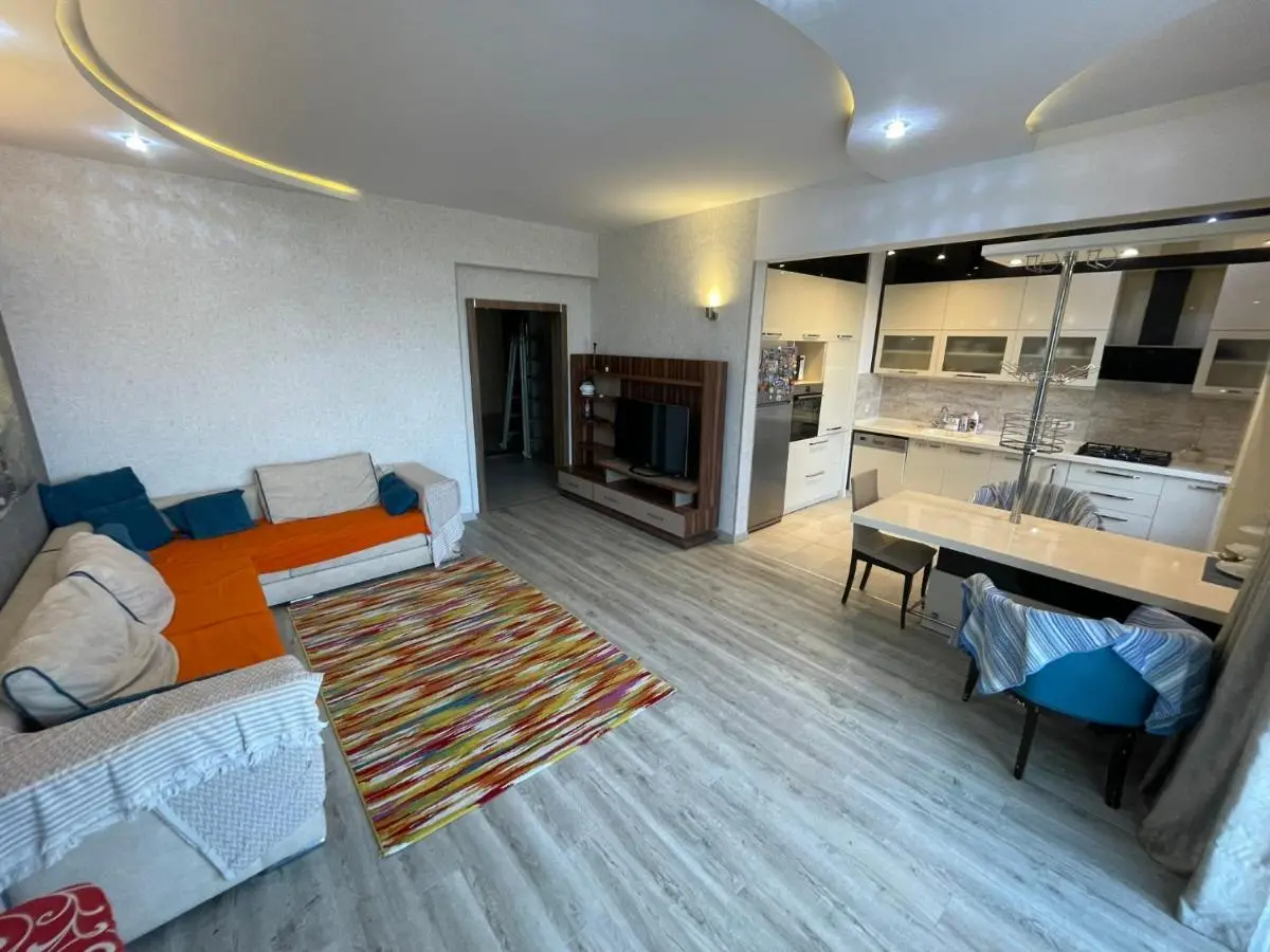 Aviators apartment