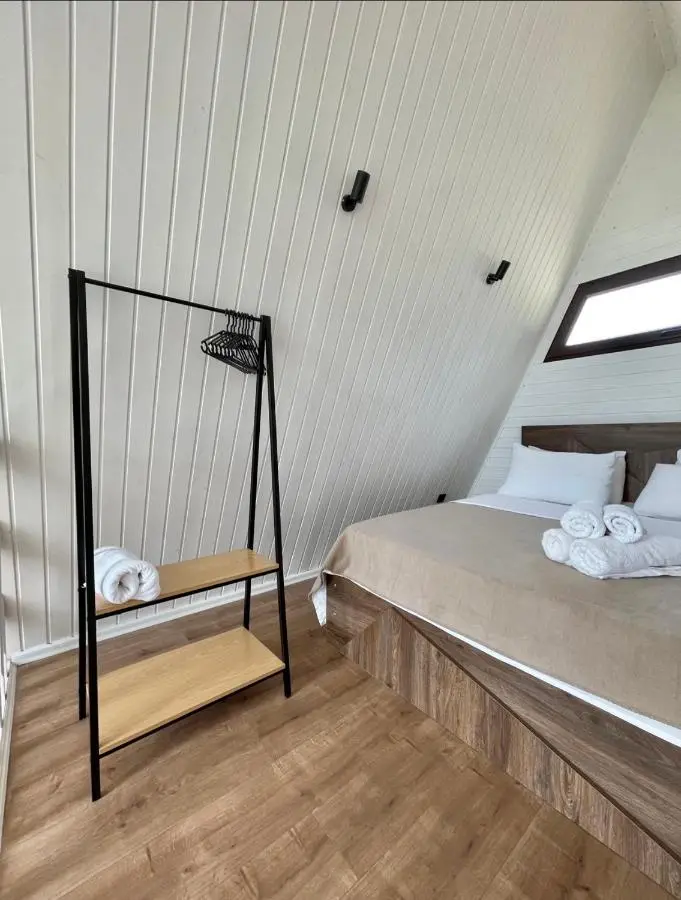 UkhutiEcoHouse
