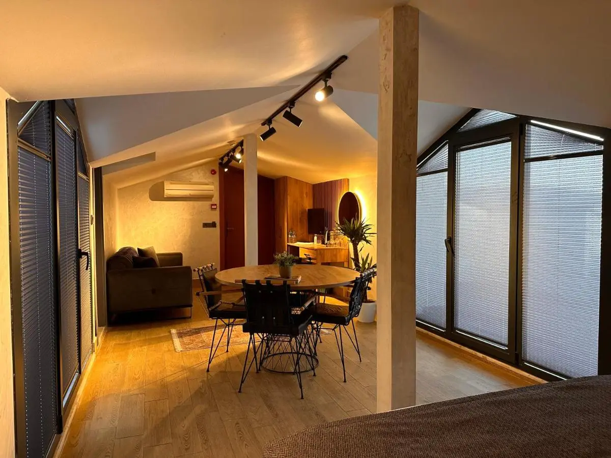 KA Hotel & Suites