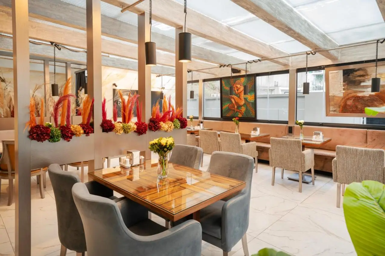 Orya Hotel
