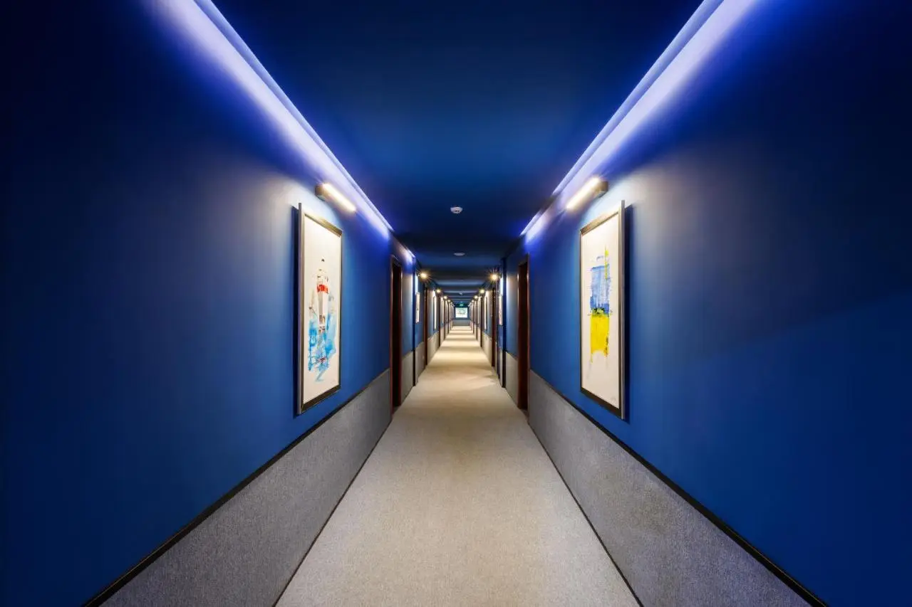 Cruise Hotel