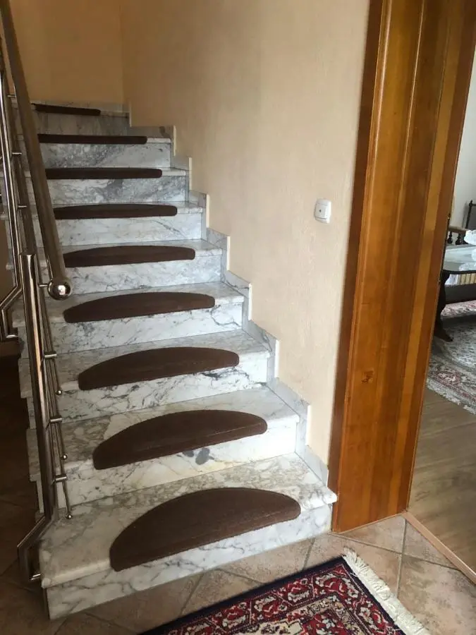 Ema's apartments