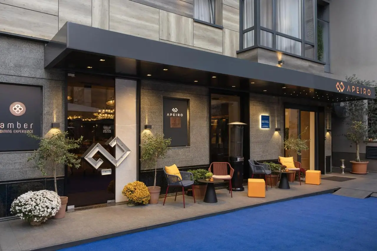 Apeiro City Avant-garde Hotel