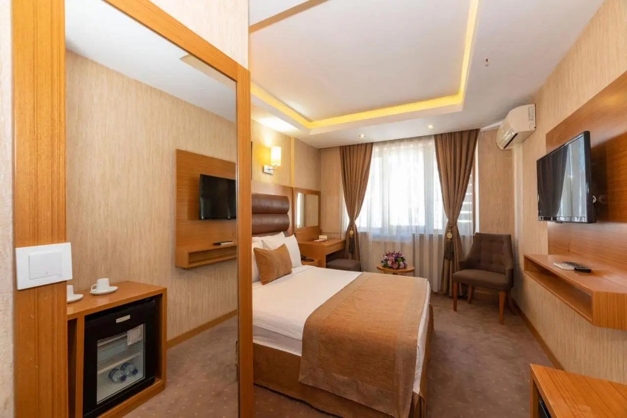 Regno Hotel
