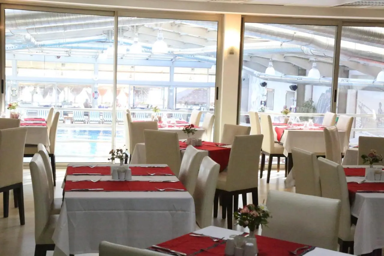 Kumburgaz Blue World Hotel