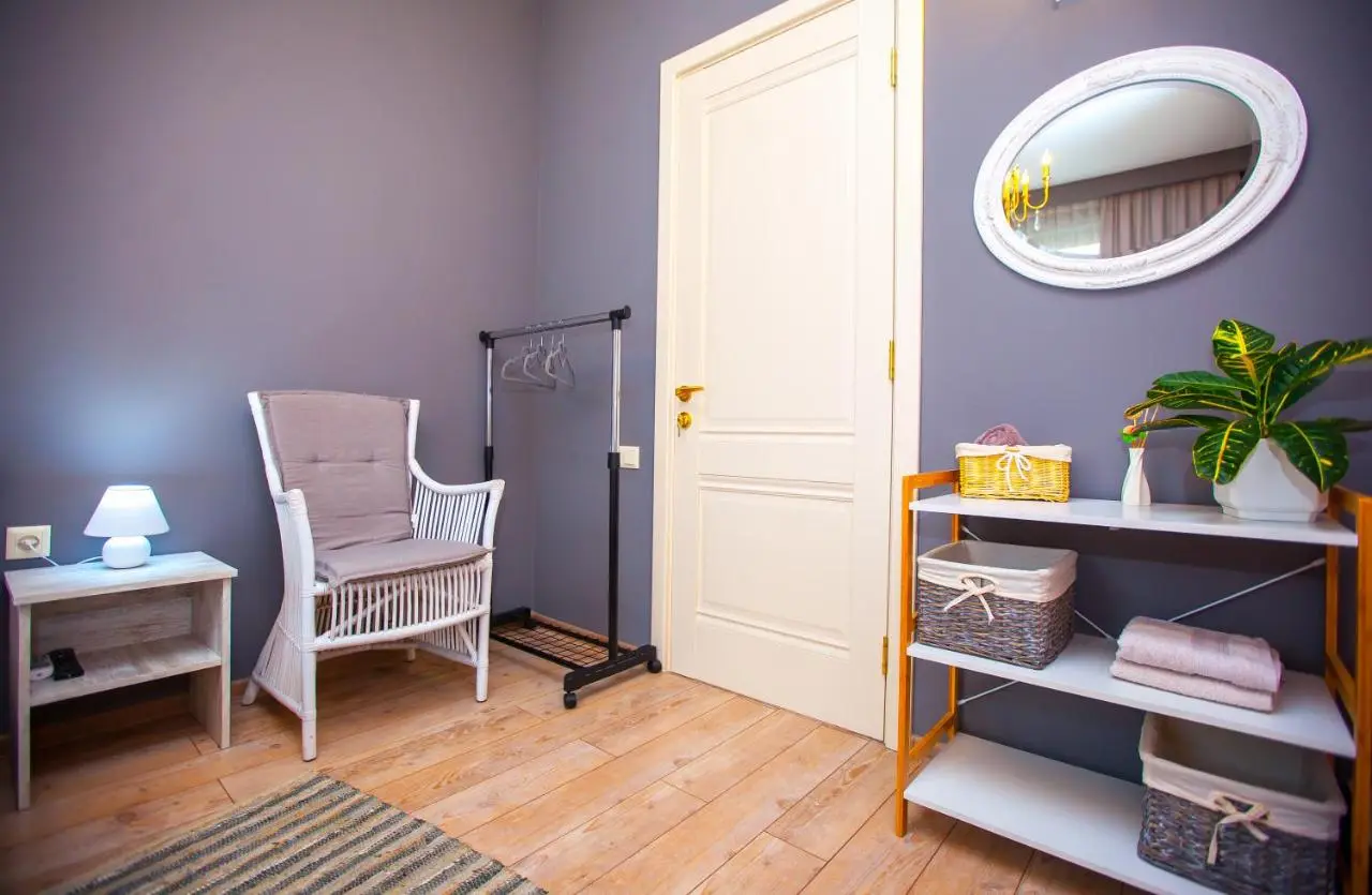 Old Alley Apartment