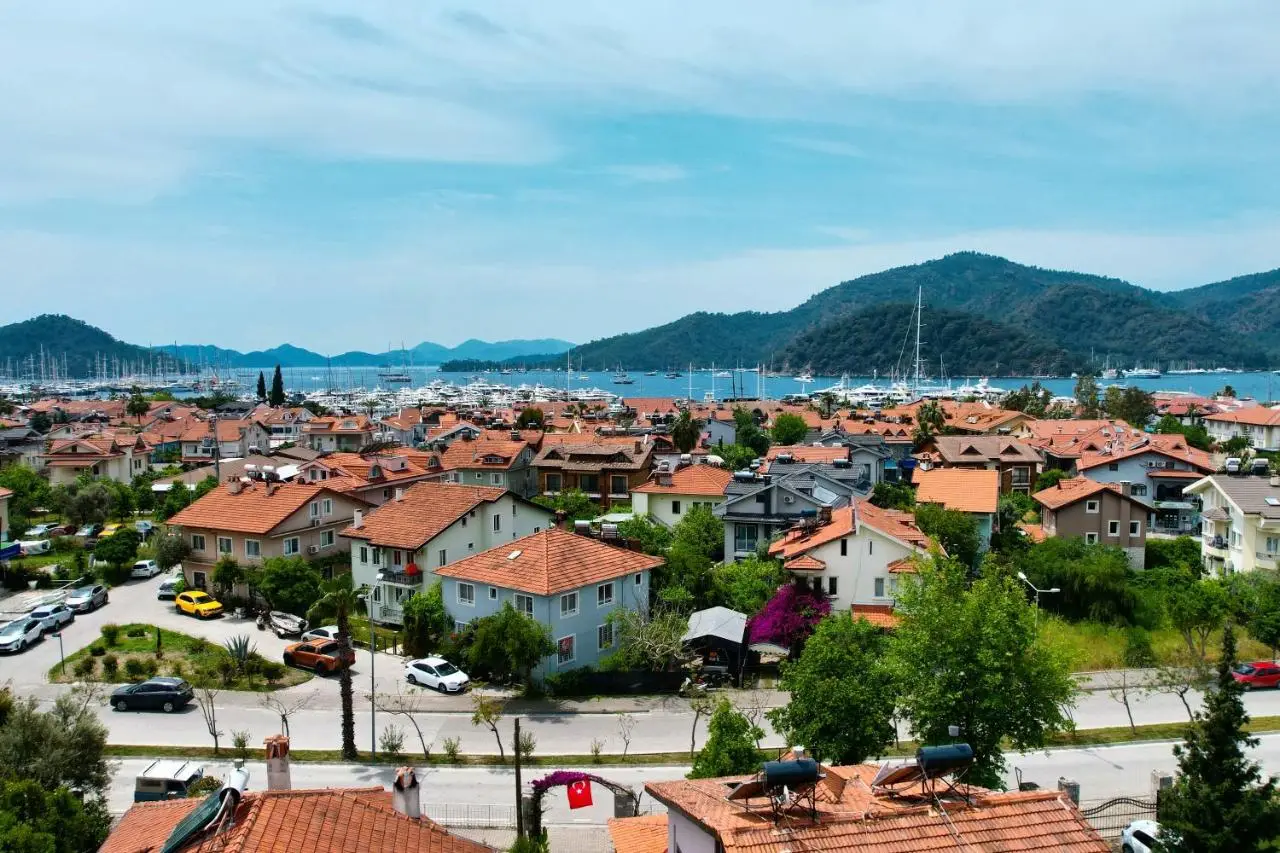 Vira Suites Hotel
