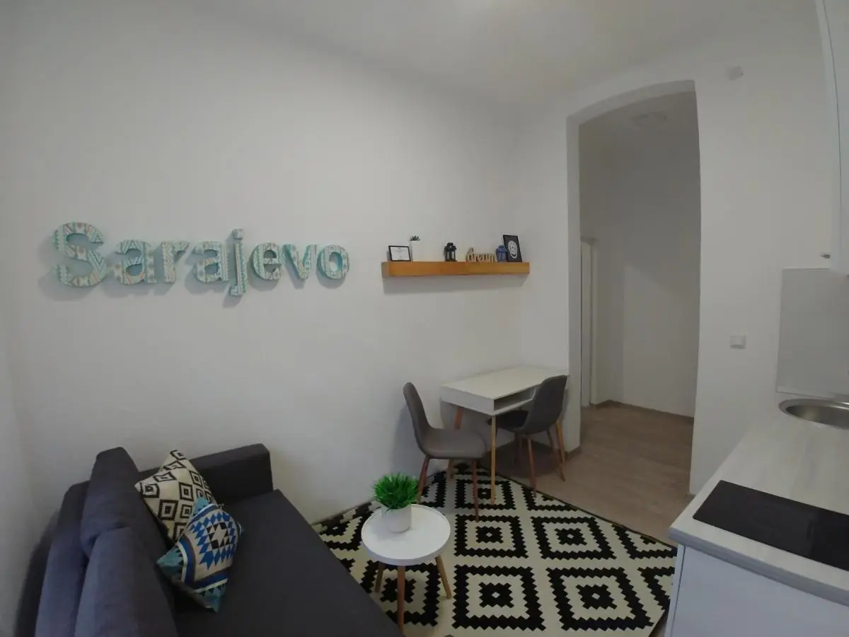 Apartments Sari