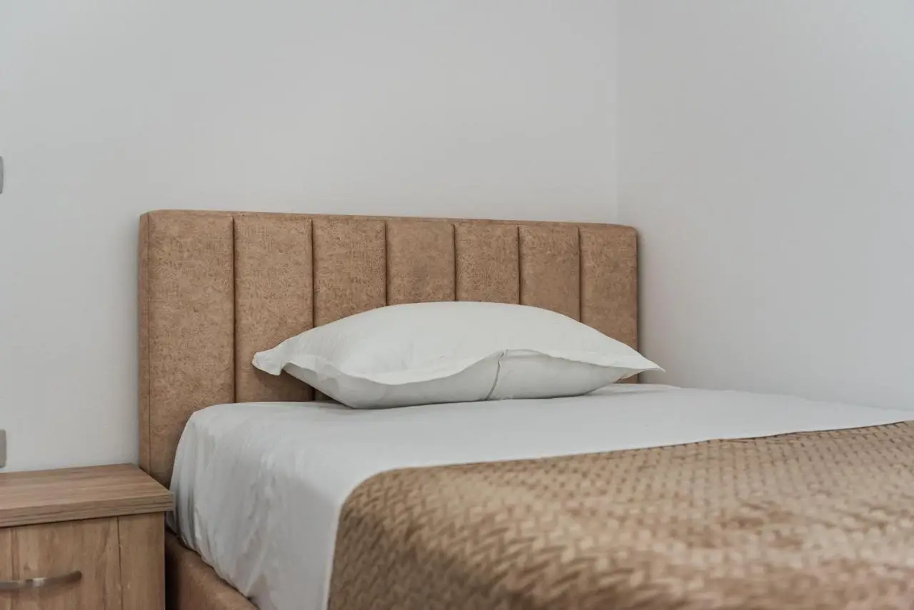 City Escape Apartment by PikHost
