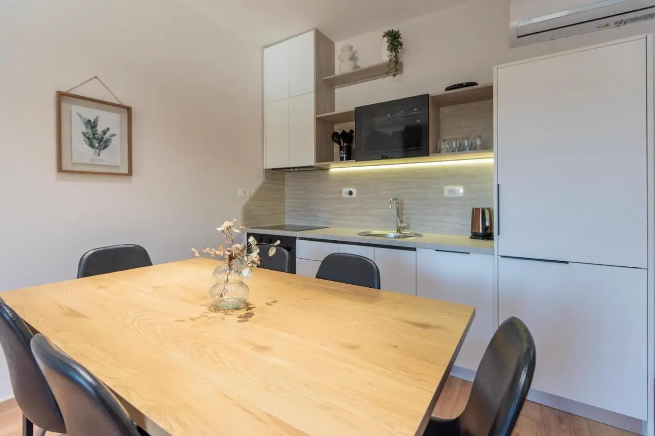 2BR at Artist's Palace - Skanderbeg Square Views