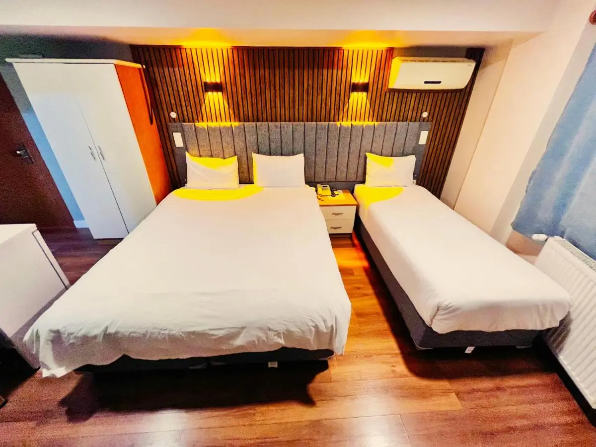 Naila Hotel