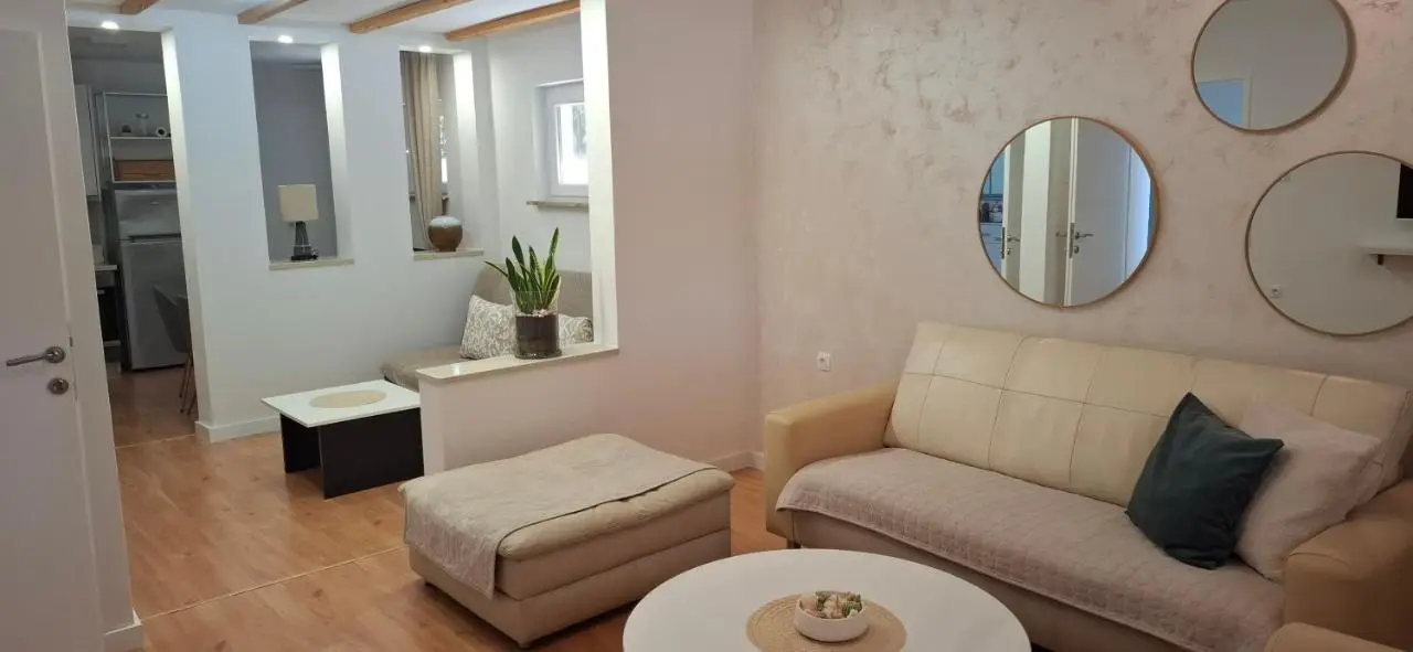 Guest House NO 13