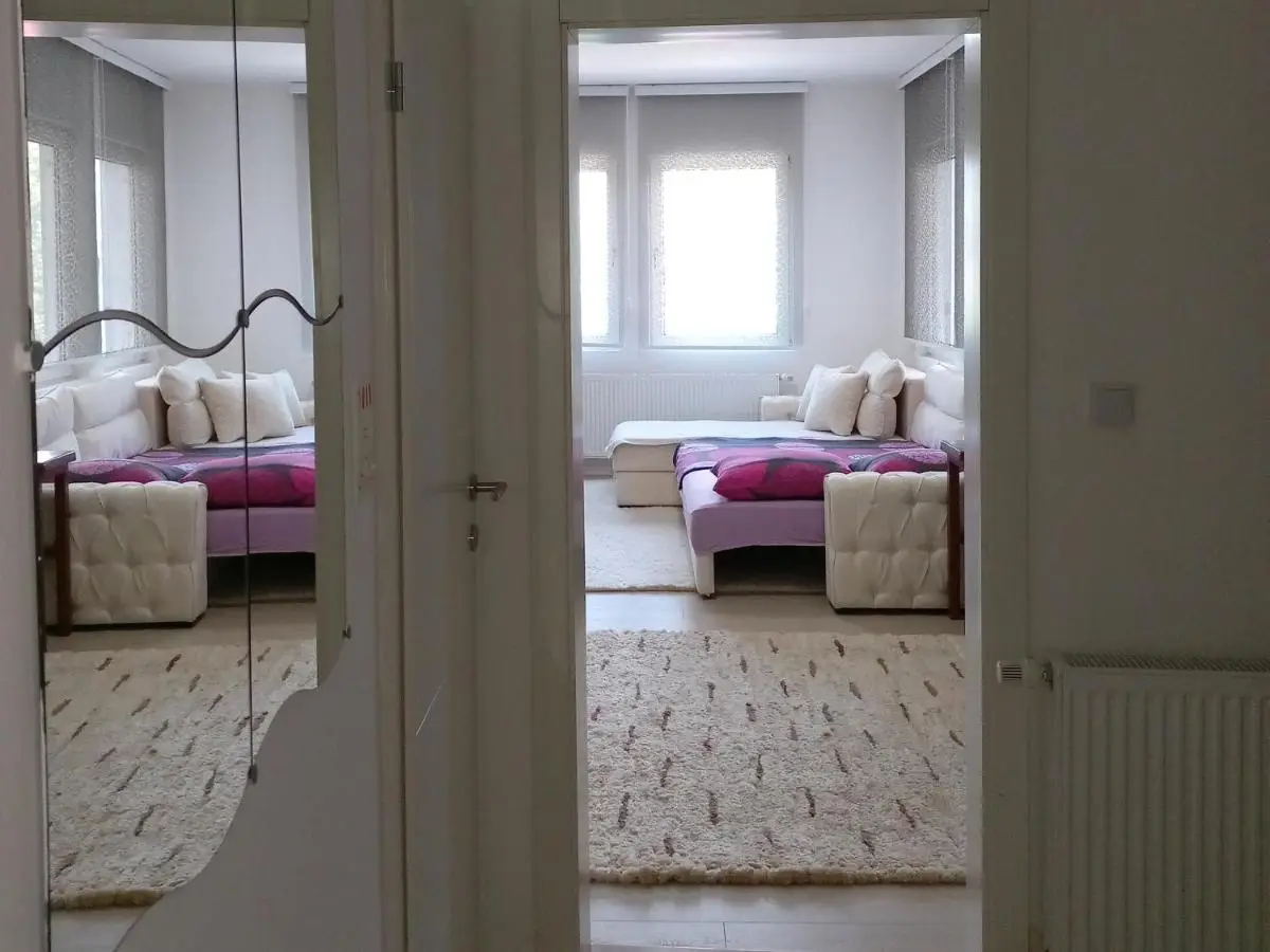 Apartments Ćemo