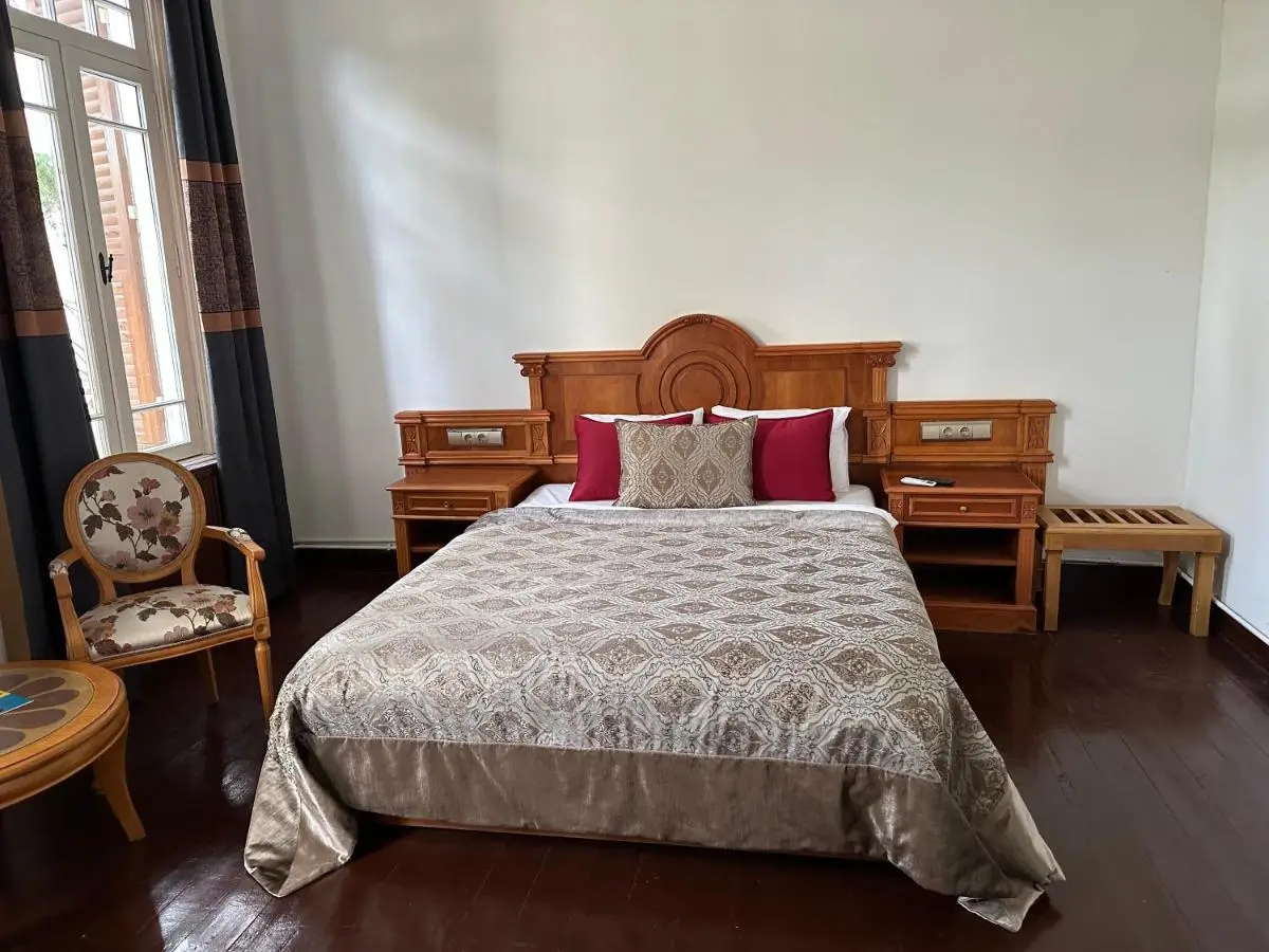 Laden Palas Prince's Island Historical Mansion