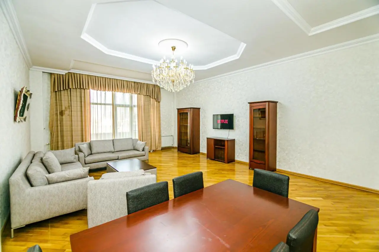 MARIA Luxury Apartment in Nizami street