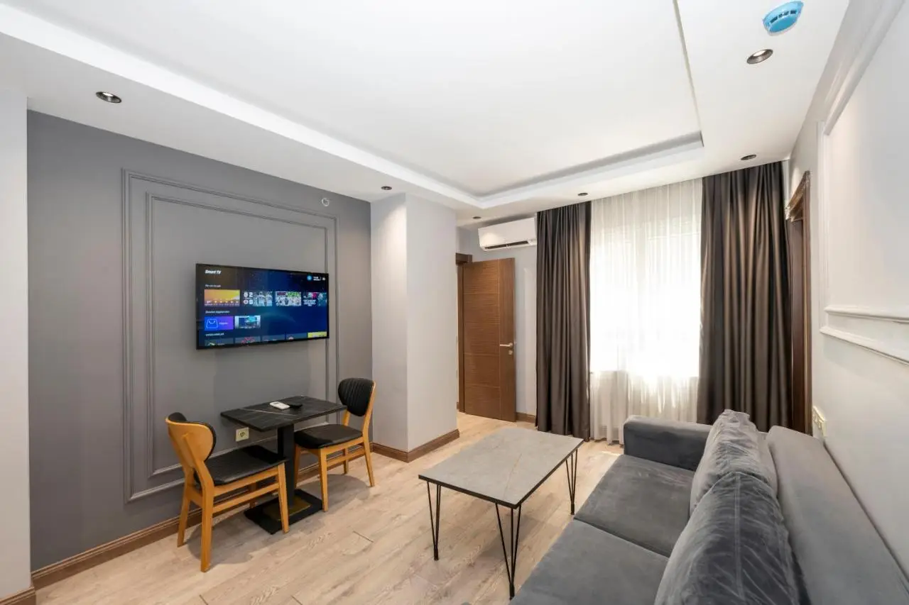 Comfort Suites Hotel