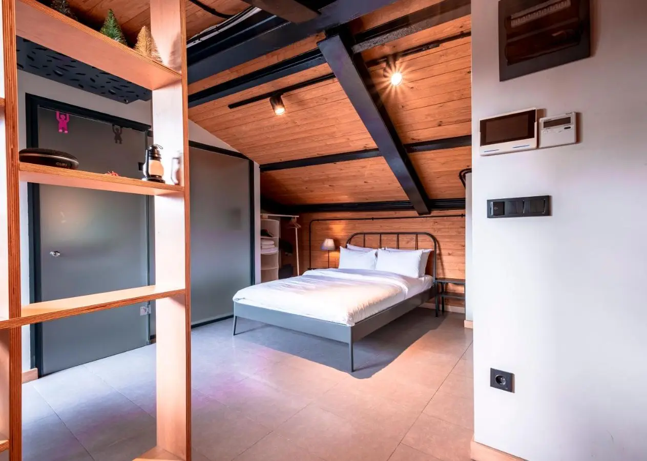 Homie Suites - ''Loft 27'' Urban Comfort Suites in the Heart of Cihangir