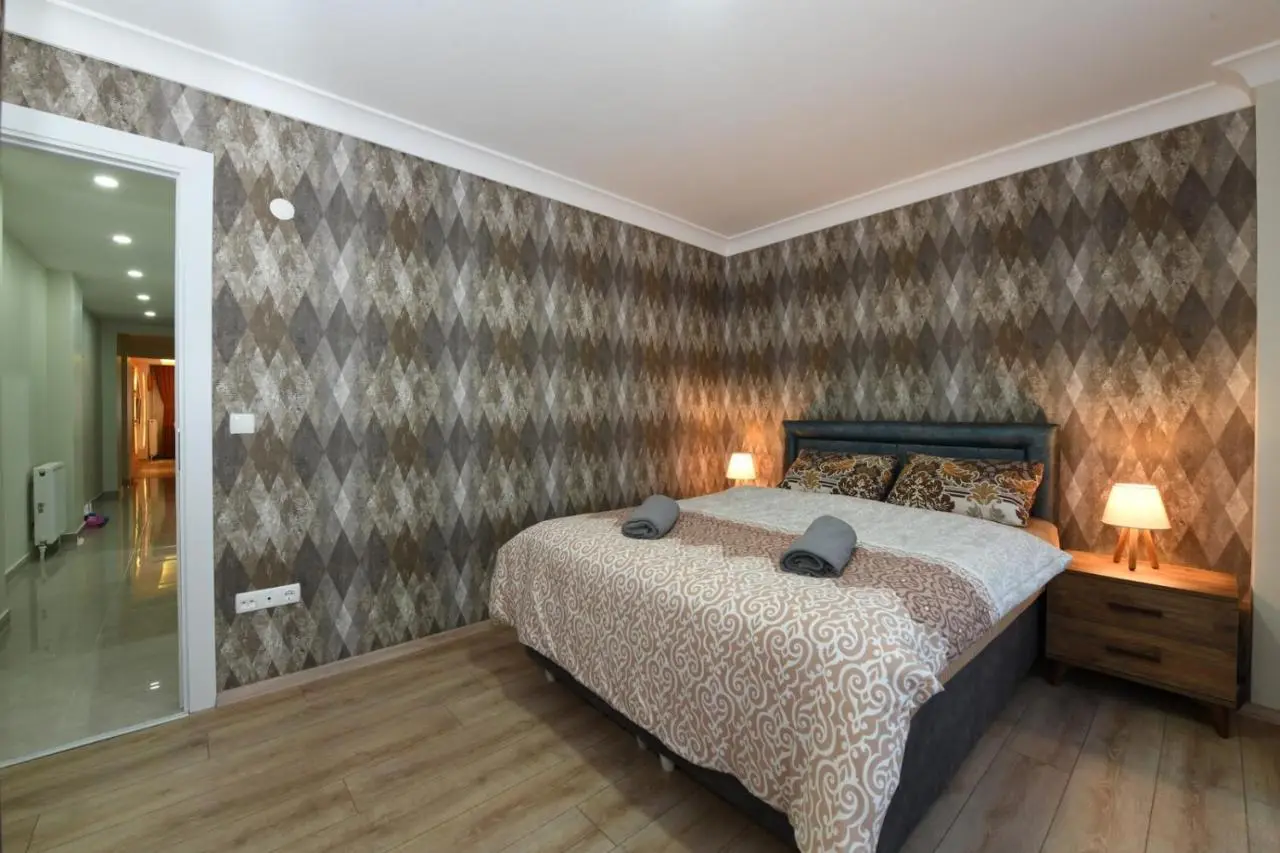 Uzay Apartments