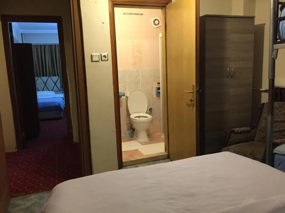 Paris Hotel