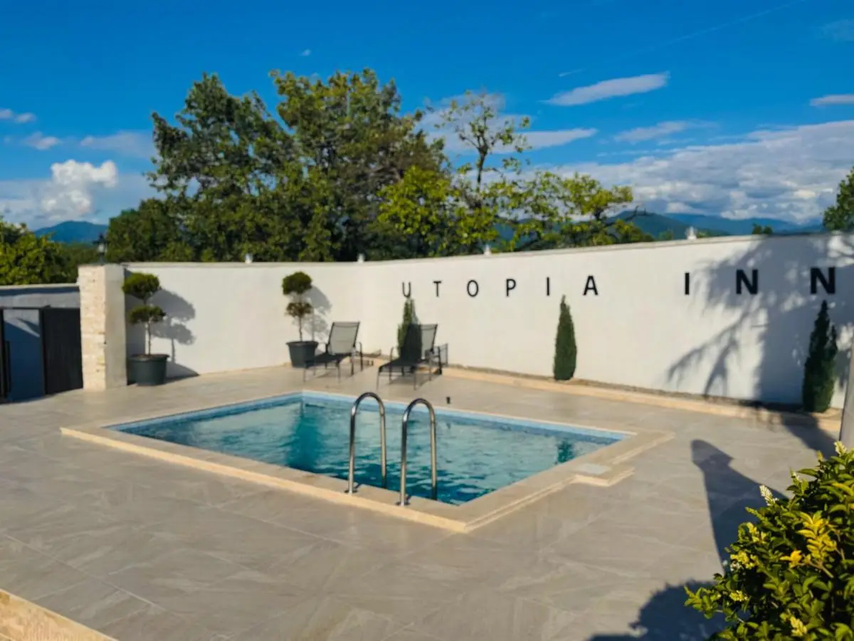 Utopia Inn უტოპია ინნ