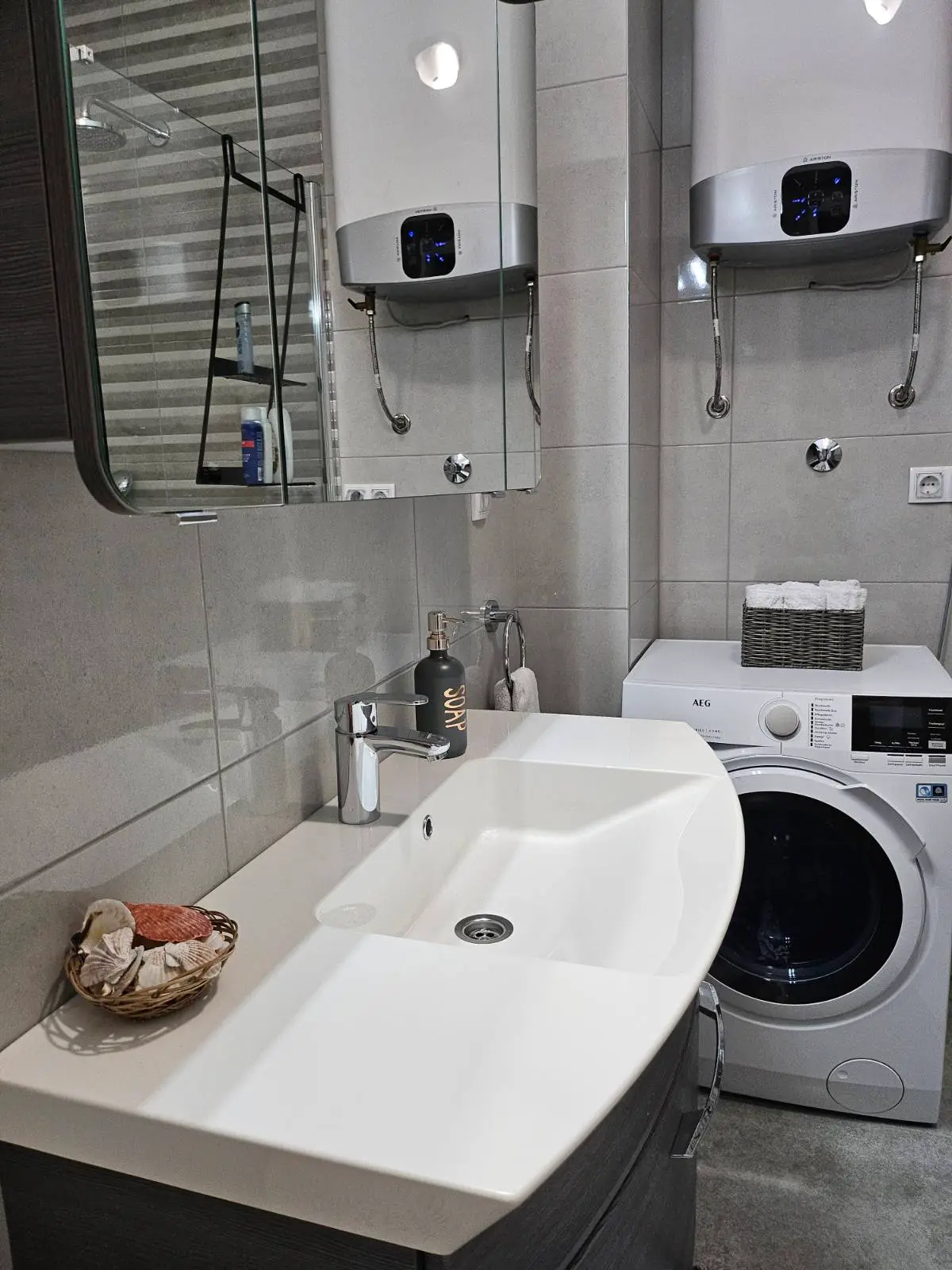 Elegantly furnished apartment - Andreas