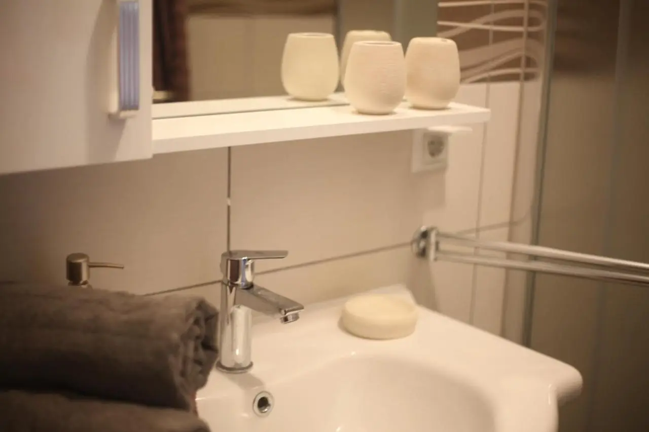 Apartment Perviz
