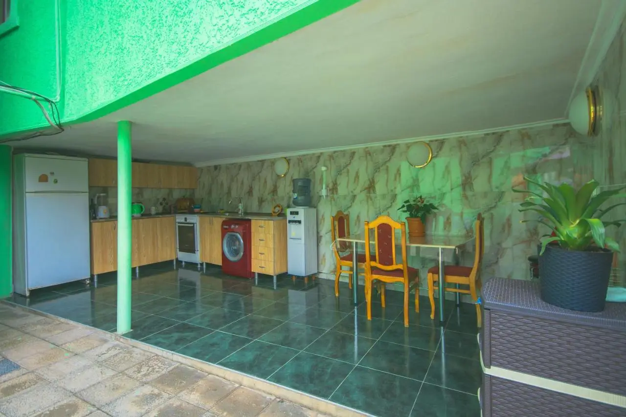 Sister's Warm Guest House