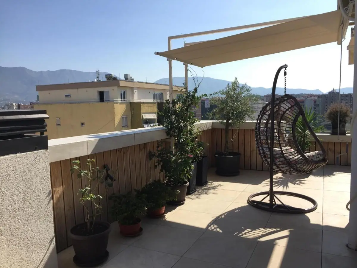 Tirana Terrace Apartments, near the Lake Park