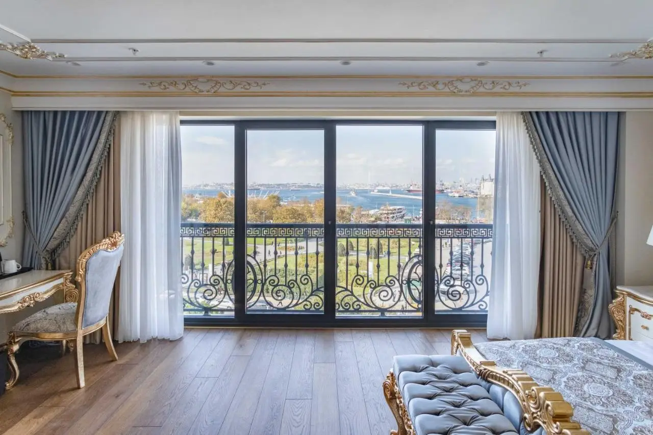 Dekalb Hotel Istanbul