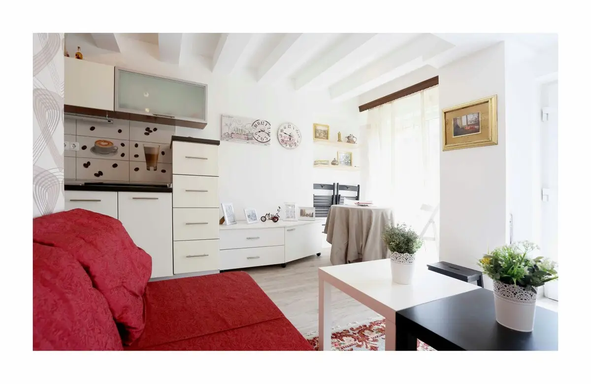 Saray Apartment free street Parking