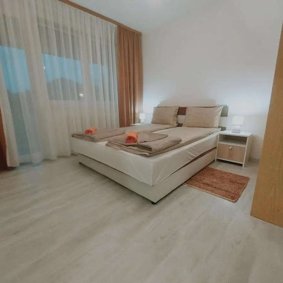 VIEW APARTMENT