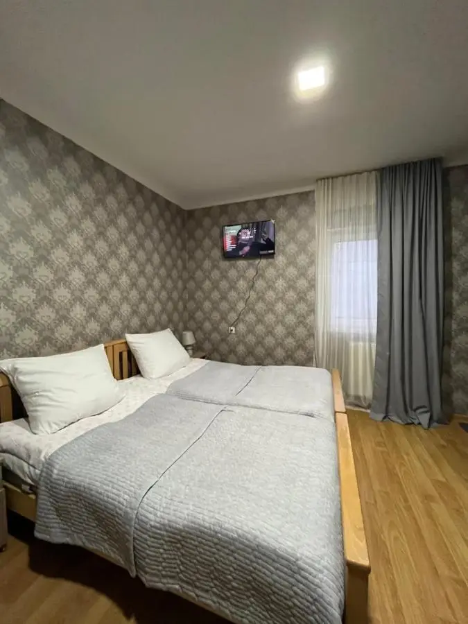 Hillside Guesthouse