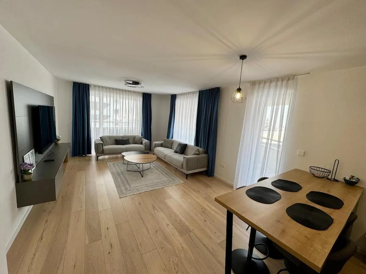 Lux Sarajevo Waves 2bdr apartment with private parking