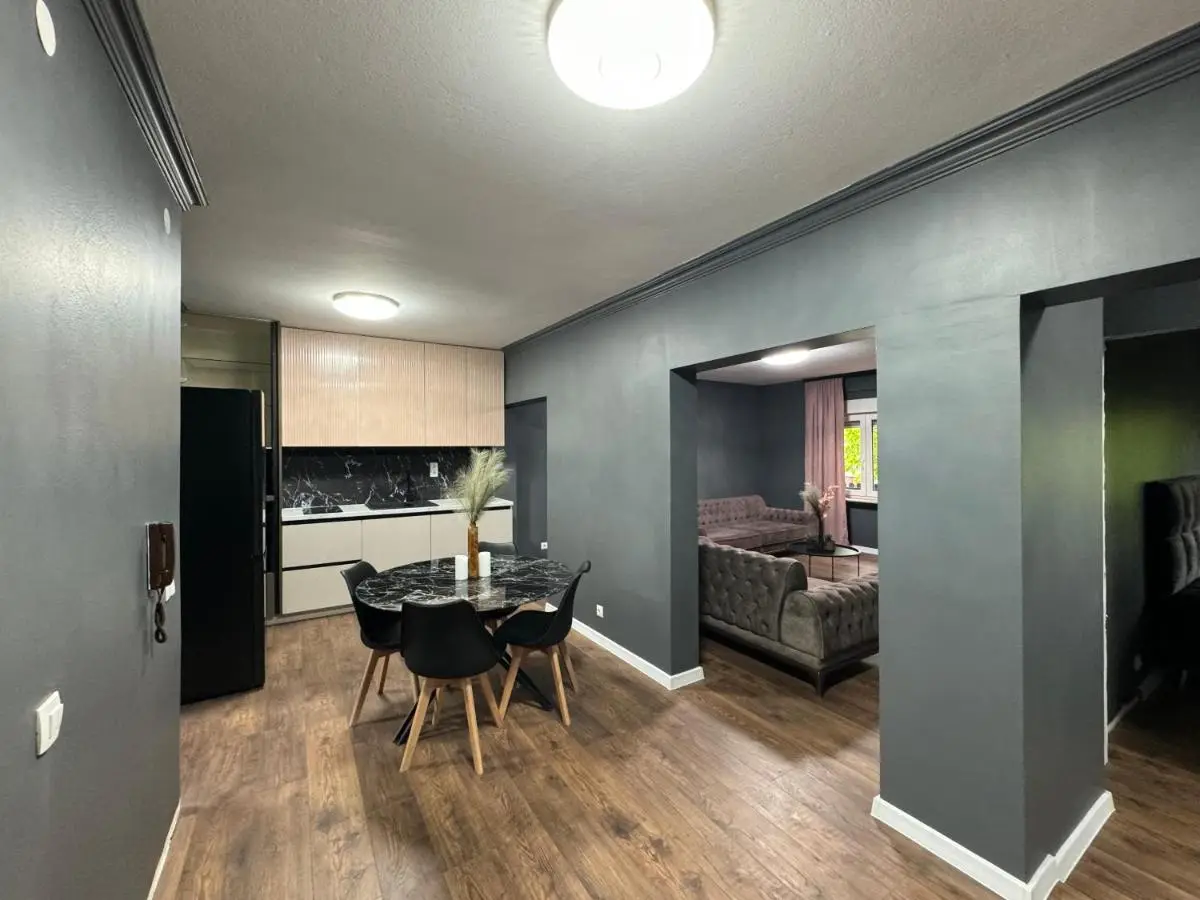Lux apartments Crystal-center
