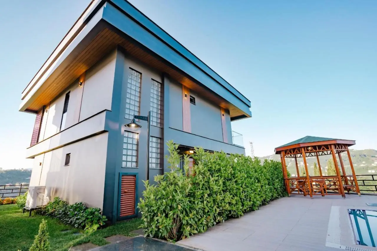 Luxury Villas