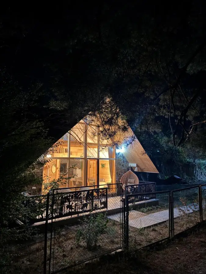 EcoCottage Didi Mindori - Among the Pines