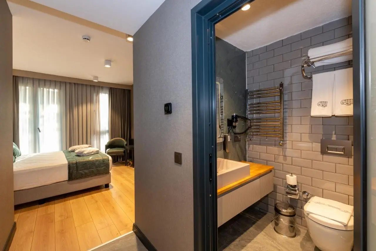 QUİ Hotel&SPA