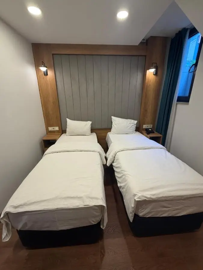 Pege Hotel
