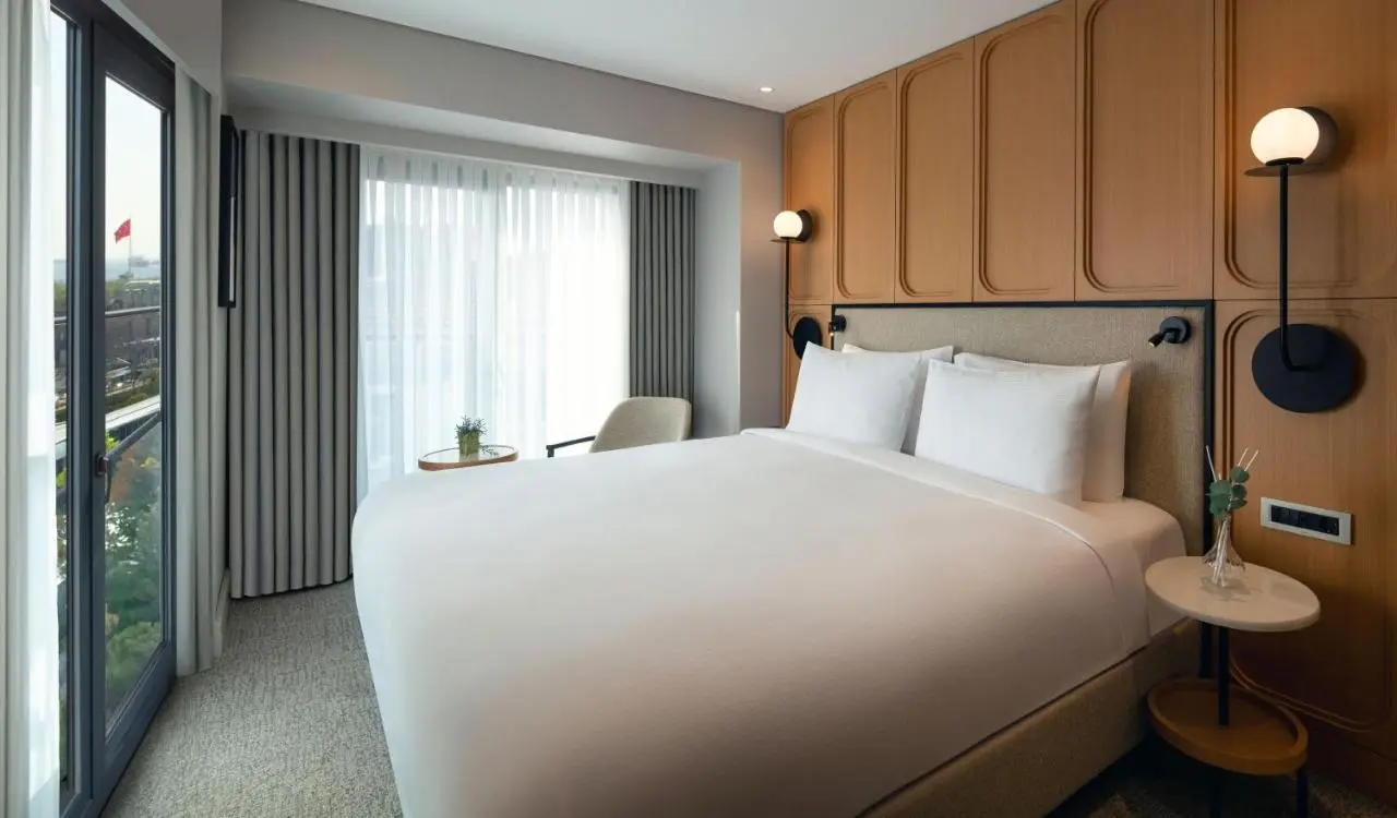 Lunet Old City Hotel