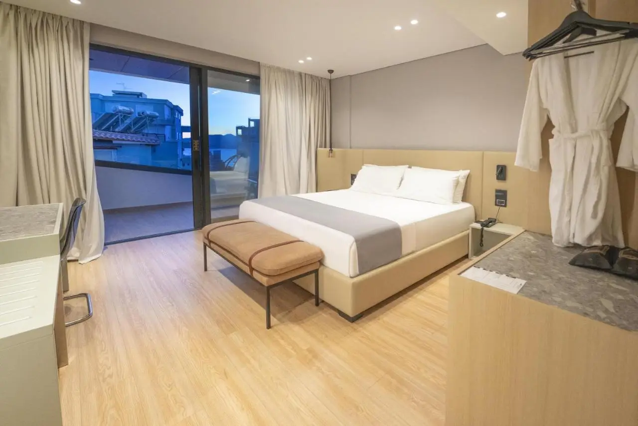 AlYACHT Premium Hotel