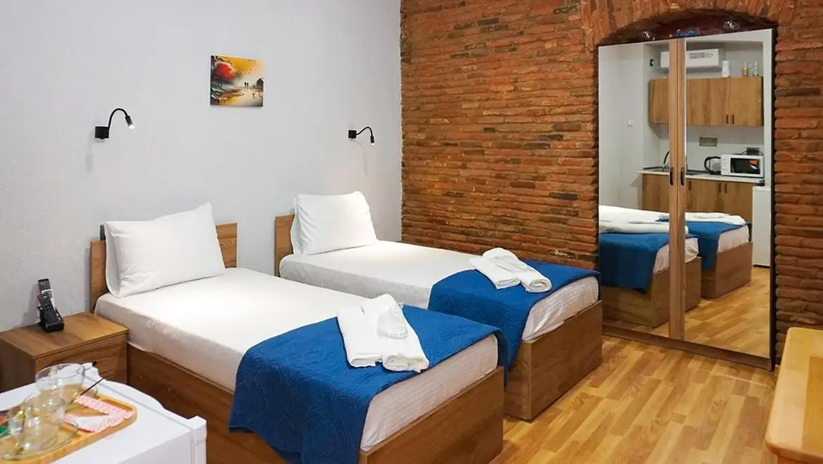 Apartment Khizana