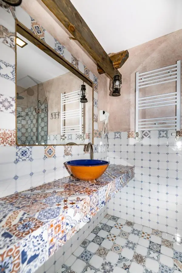 Old Side Boutique Hotel