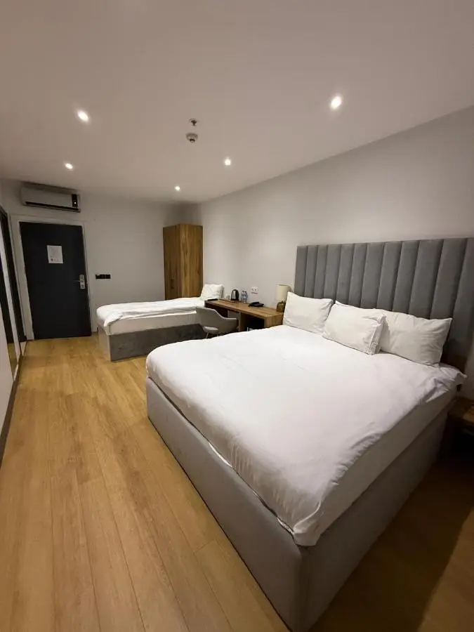 Business Life Hotel Güneşli