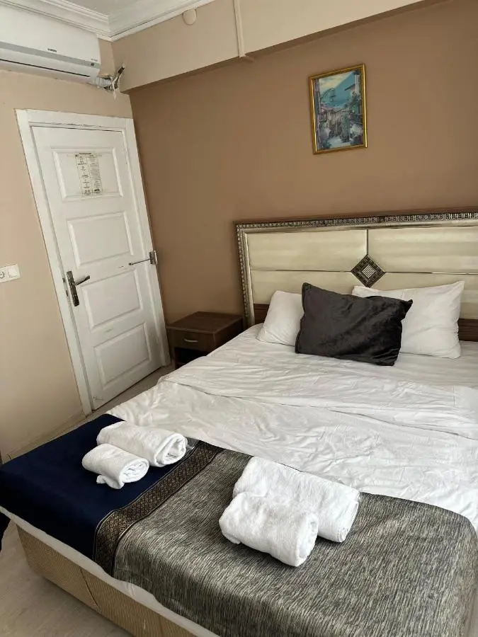 Sultana Premier Hotel
