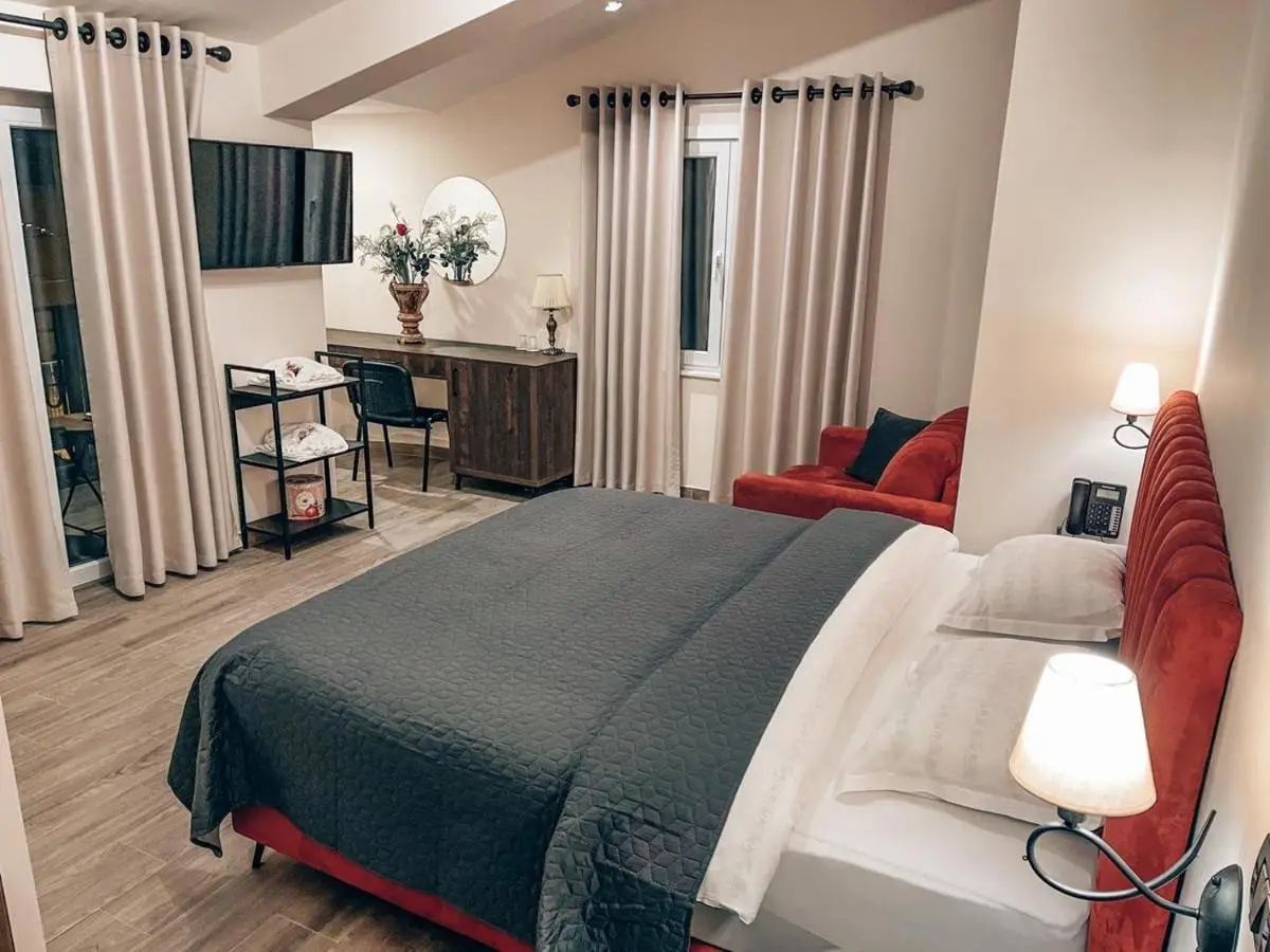 Venis Hotel