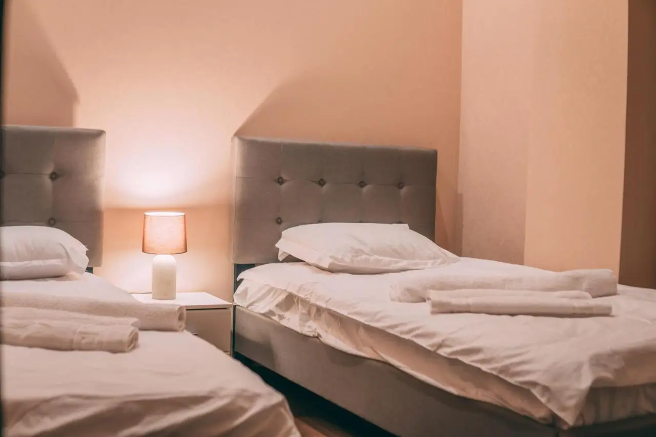 APARTMENT SIXTEEN