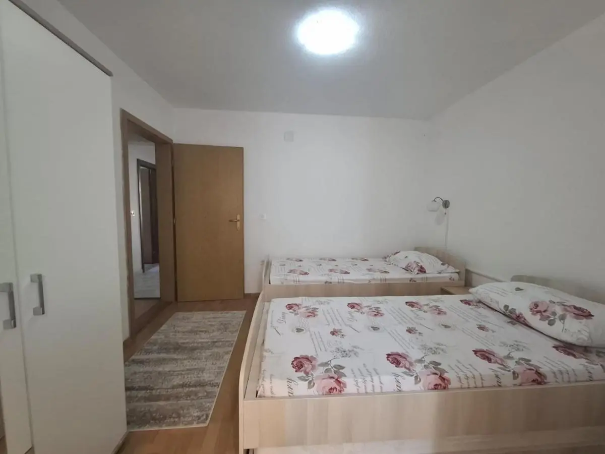 Apartment Maatoug