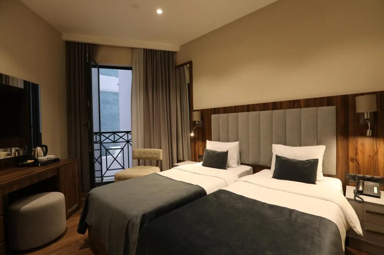 White Hill Hotel