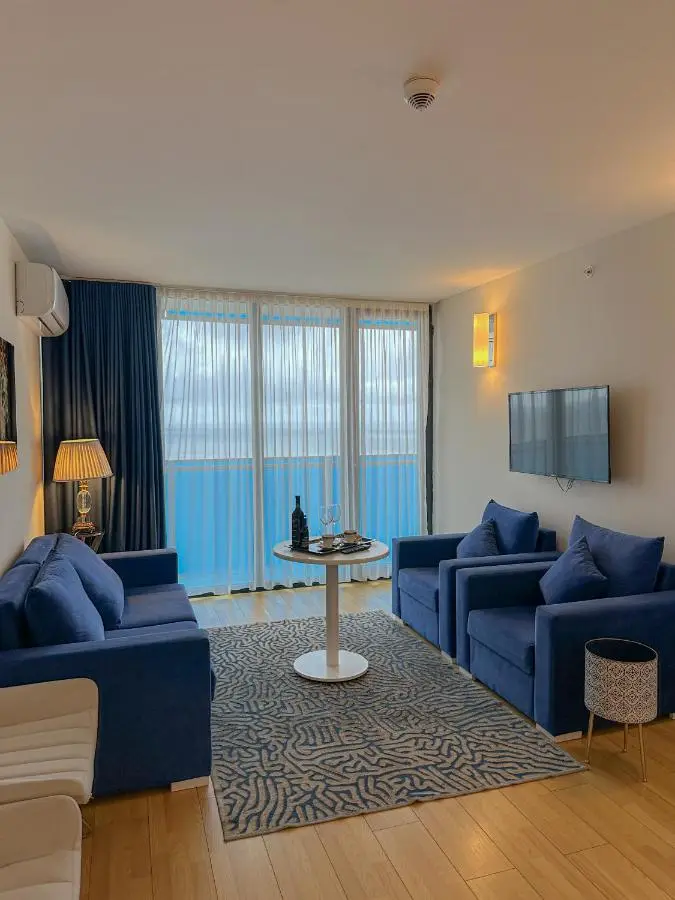 Luxury View Hotel